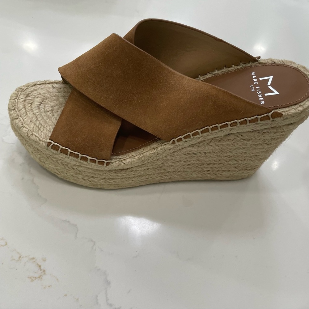 Marc Fisher Aden Platform Wedge Sandal - Picture 11 of 14